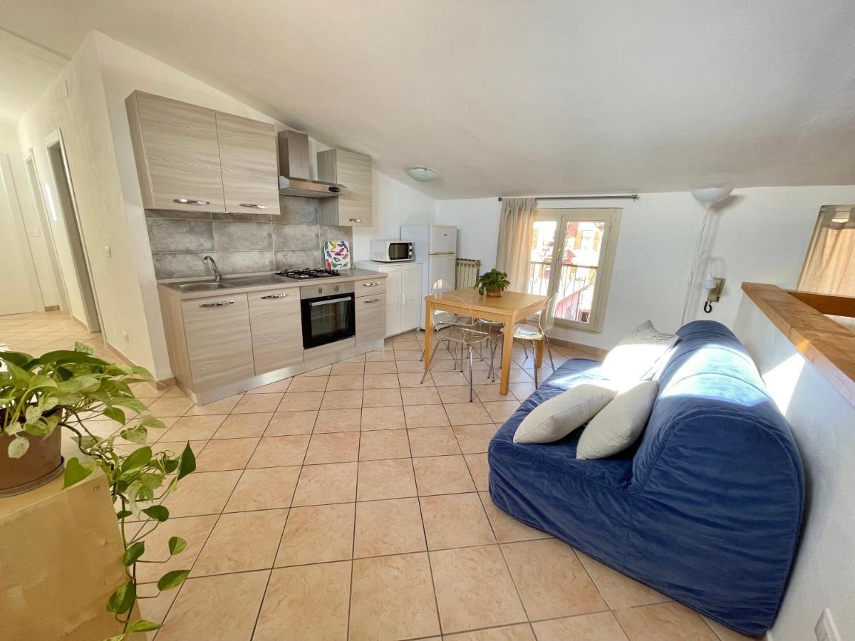 Borgo Antico Apartments Toscolano-Maderno Esterno foto