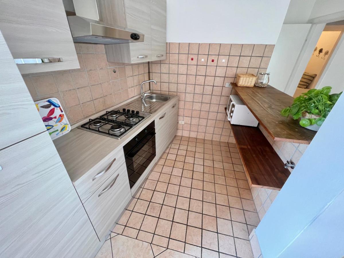 Borgo Antico Apartments Toscolano-Maderno Esterno foto